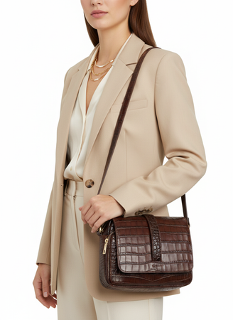 Stylowa torebka skórzana Canaletto z wzorem krokodyla – ponadczasowa elegancja i funkcjonalność TD690s259