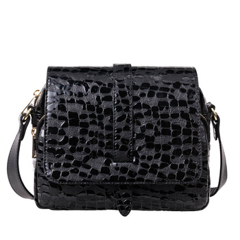 Torebka damska z efektem kropli czarna Canaletto złote wykończenia TD690s258